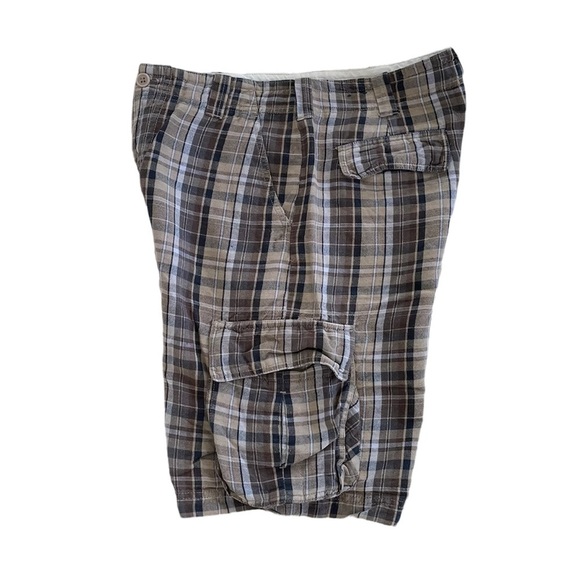 Club Room Tan Plaid Cargo Men’s shorts size 32W - Picture 3 of 15
